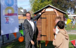 HET BOODSCHAPPENKASTJE VOOR SERVICECLUB ZIJ AAN ZIJ HAAKSBERGEN